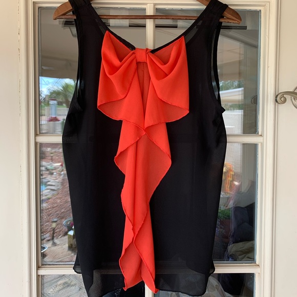 🎀 EUC Sleeveless Shear Top with Coral Bow Detail - Picture 2 of 6